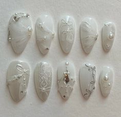 Nail Art Blanc, Acrylic Press On Nails, White Nail Art, Nail Swag, White Nail, Manicure Y Pedicure