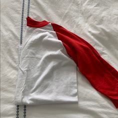 Never Worn White And Red Long Baseball Shirt With 3/4 Length Sleeves. Baseball Tee Outfits, Baseball Long Sleeve Shirt, Red And White Shirt, Handwriting Examples, Long Sleeve Baseball Tee, Sophomore Year, Baseball Shirt, Long Red, Vintage Baseball