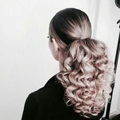 Balayage Blond, Boring Hair, Hair Blonde, Good Hair Day, Everyday Hairstyles, Hair Dos, Messy Hairstyles, About Hair, Curly Hair Styles Naturally