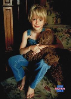 Culkin Family, Rory Culkin, Famous Kids, Childhood Movies, Boys Summer Outfits