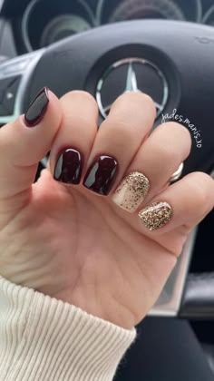 Romantic Gel Nails, Gelish Nails Winter, Dip Powder Nails Ideas Square, Fall Nails 2022 Color Trends Short, Fall/winter Nails, Fall Wedding Nails For Guest, Glam Nails Designs, New Years Nails 2022 Trends, Fall Nail Designs 2022