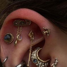 there are many different types of ear piercings