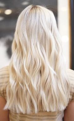 Butter Blonde Hair Color, Butter Blonde Hair, Hair Color Images, Beautiful Wedding Hair, Hair Color Blonde, Colored Hair Tips, Hair Color Chocolate, Ash Hair Color, Balayage Blonde