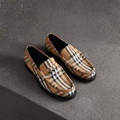 Burberry Vintage Check Cotton Loafers.#add#affilaitae#menstyle Mens Fashion Magazine, Mens Fashion Wear, Burberry Vintage, Classy Men, Fragrances For Women, British Outfits, Mens Fashion Classy, Men Loafers