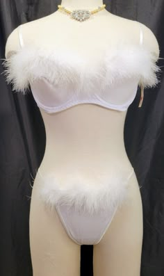 Feather Bra, Gold Bra, White Loft, Bridal Bra, Floyd Mayweather, White Bunny, White Lingerie, White Bridal, Fur Fashion