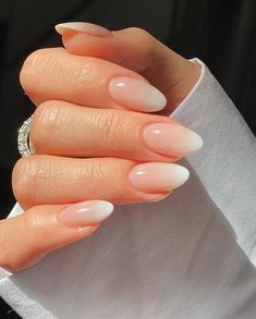 Stiletto Nails Short, White Gradient, Press On Nails Medium, Minimal Nails, Nails Medium, Neutral Nails, Bridal Nails, Chic Nails