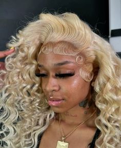 @kanyedaughter Blonde Lace Wig, Wigs Styles, Birthday Hairstyles, Lace Fronts, 22nd Birthday, Hair Do, Blonde Wig