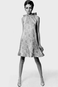 Twiggy 60s Fashion, Moda Z Lat 70., Twiggy 60s, 60s Twiggy, 60s Fashion Trends, Fashion History Timeline, 1969 Fashion, Twiggy Fashion, Twiggy Dress