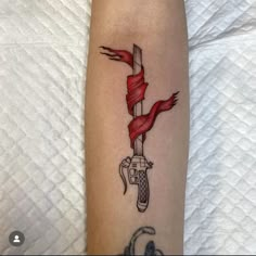 Attack on Titan Tattoo Aot Matching Tattoo, Attack In Titan Tattoo Ideas, Attach On Titan Tattoo, Deku Scars Tattoos, Subtle Mha Tattoos, Odm Gear Tattoo, Subtle Attack On Titan Tattoo, Small Attack On Titan Tattoo, Aot Tatts