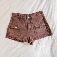 Nwot Shein Brown High Waisted Shorts With Pocket Detail Size Medium New Without Tags No Flaws Measurements In Photos High Rise Solid Brown Color Some Stretch Pockets Twilight Clothes, Cuffed Denim Jeans, Shein Shorts, Summer Fashion For Teens, Ripped Shorts, Solid Brown, December 2024, Brown Shorts, Belted Shorts