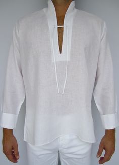 Para mí próxima camisa  Aquí está el modelo. Linen Caftan, High Collar Shirts, White Only, Mens Linen, Boutique Stores, African Men, Men Fashion Casual Outfits, Men Shirt Style, Gentleman Style