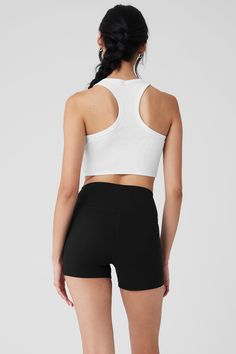 Meet your new go-to, the Aspire Tank. This wear-everyday style goes above and beyond. Designed on-body to fit every size perfectly, with a soft, cropped body and casual ribbing. We love it with high-waist capris & shorts. Super-versatile cropped fit On-trend rib Designed & uniquely fit to flatter every size Wear-tested by our in-house team for the perfect fit Casual Alo Yoga High Stretch Activewear, Alo Yoga High Stretch Casual Activewear, Alo Yoga Seamless Crop Top For Workout, Alo Yoga Seamless Workout Crop Top, Alo Yoga Stretch Athleisure Crop Top, Casual Supportive Activewear For Everyday, Casual Supportive Everyday Activewear, Alo Yoga Fitted Functional Tops, Alo Yoga Cropped Top For Workout