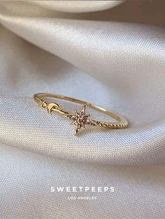 Unique Simple Rings, Sweetpeeps Rings, Harry Potter Rings, Dainty Promise Rings, Witchy Rings, Korean Rings, Surf Jewelry, Pretty Jewelry Necklaces, Jewelry Accessories Ideas