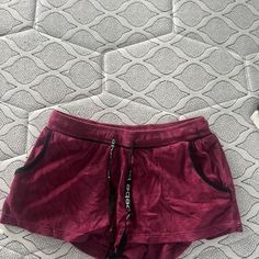 Burgundy and black shorts #joggers #bebe size small Black Shorts, Women's Shorts, Womens Bottoms, Women Accessories, Womens Shorts, Outfit Accessories, Clothes, Black