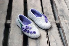 Lavender flowers hand felted slippers.Product description:Our felt slippers are totally handcrafted of 100% pure wool with warm water, soap, love and care. The sole, made of craft foam, is firmly glued. Felted slippers are extremely solf, light, comfortable  and long-wearing. It will serve you trully for long years. Each pair of slippers is whole-felted and is handmade. None of the manifacturing techniques are being used. Thus your slippers will be unique even if there’s a certain likeness with York Terrier, Felted Wool Slippers, Cat Slippers, Felt Slippers, Boho Shoes, Wool Shoes, Handmade Slippers, Magenta Purple, Mini Dogs