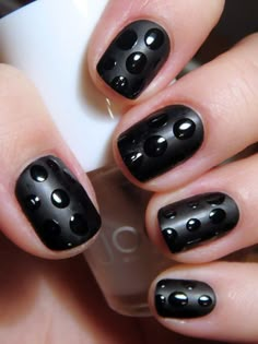 Nail art. Matte Nail Polish, Black Nail Polish, Dots Nails, Nail Swag, Black Nail, Get Nails