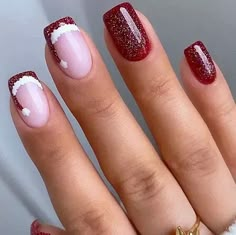 Unghie Sfumate, Christmas Gel Nails, Christmas Nails Acrylic, Dipped Nails, Xmas Nails, Classy Nails, Fancy Nails, Chic Nails