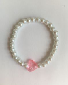 pink heart bracelet ༉ ༄ length ~ 7in ༄ price ~ $4 Pink Heart Bracelet, Heart Bracelet, Pink Heart, Favorite Jewelry, Accessory Gift, Jewelry Bracelets, Handmade Items, Pet Supplies, Beaded Bracelets