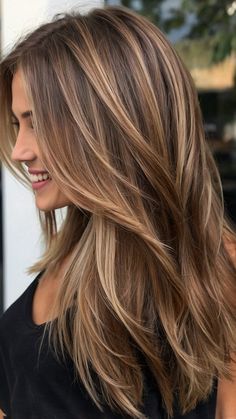 Gorgeous Wavy Haircut Ideas for Very Thin Hair in 2024 - Cheerful Talks Hair Layers On Straight Hair, Straight Hair Colors Ideas, Short Layered Haircuts With Long Hair, Womens Hair Colour, Long Haircut Layers Wavy, Best Hair Color For Fine Hair, Short Layers On Long Hair Straight, Hair Color Ideas For Long Straight Hair, Medium Long Hair With Layers Straight