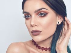 DIY :: TODAYS LOOK | DARK MATTER by Linda Hallberg :: CLICK for list of… Linda Hallberg Makeup, Crown Makeup, Cake Eyeliner, Max Factor Makeup, Wholesale Makeup, Eyeliner Black, Nars Blush, Makeup Samples, Linda Hallberg