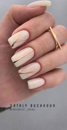 Neutral Nail Designs, Beautiful Nail Designs, Neutral Nails, Pretty Acrylic Nails, Chic Nails, Short Acrylic Nails, Nail Arts, Nail Polishes, 가을 패션