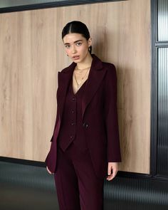 Indulge in the epitome of elegance and style with our stunning burgundy women's suit - a timeless ensemble designed to captivate on any occasion. Crafted with precision and tailored to perfection, this three-piece suit exudes sophistication while celebrating the essence of femininity. Whether you're attending a prom, a wedding as a guest, or making a statement at a business event, our versatile suit set ensures you radiate confidence and grace with every step.  Dressed in a rich burgundy hue, th Maroon Pantsuit Women, Burgundy Suits Women, Dark Red Suit Women's, Wedding Woman Suit, Grad Suits For Women, Women’s Suit Outfit, Womens Suit Fashion, Powerful Outfits Women