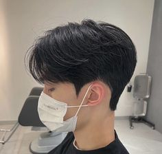 Two Block Haircut Wavy Hair, Men’s Haircut Back Of Head, Down Perm Korean Men, Textured Middle Part Hair Men, Korean Short Hair Men, Korean Two Block Haircut, Korean Men Haircut