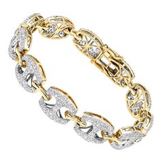 This stylish diamond bracelet for ladies features a stylish Gucci link design, each link is made from 14k gold and is fully paved in sparkling round diamonds with a total carat weight of all diamonds 5 carats. Bracelets Gucci, Gucci Rings, Ladies Bracelet, Link Design, Trendy Fashion Jewelry, Men Bracelet, Diamond Bangles Bracelet, Golden Earrings, Bracelets Gold Diamond