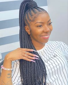 Feed In Braids Ponytail, Cornrow Ponytail, Cabello Afro Natural, Cornrows Braids For Black Women, Feed In Braids Hairstyles, Girl Braided Hairstyles, Feed In Braids, Hairstyles Pictures, Box Braids Hairstyles For Black Women