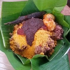 Ghana Waakye, Ghana Dishes, Ghanaian Culture, Rice And Beans Recipe, International Dishes