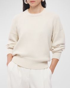 Clothes Design Inspiration, Latest Sweater, Ladies Turtleneck Sweaters, Cashmere Jumper, Fully Fashioned, Accessories Brand, Wool Turtleneck, Cashmere Turtleneck, Ribbed Knit Sweater