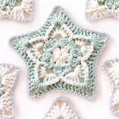 Crochet Xmas, Crochet Christmas Decorations, Crochet Ornaments, Crochet Stars, Crochet Snowflakes, Crochet Christmas Ornaments, Christmas Crochet Patterns, Team Blue, Crochet Lovers