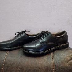 Dockers Men 14m Gordon Genuine Leather Dress Casual Cap Toe Lace-Up Nwob Tried On In Store, Never Worn Oxford Shoe Smoke Free Home All Sales Final Oxford Shoe, Dockers Men, Casual Cap, Leather Dress, Derby, Oxford Shoes, Men's Shoes, Casual Dresses, Oxford