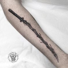 Honoring the Past: Discover the Meaning and Beauty of Sword Tattoos. Sword tattoos have been an important symbolic and aesthetic tool from the past to the present. Literature and mythology often use them to symbolize a hero's journey.'s journey. Forarm Tattoos Mens Swords, Forearm Tattoo Swords, Minimal Tattoo Swords, Longsword Tattoo, Moonlight Greatsword Tattoo, Alex Tattoo, Kitsune Mask, Forearm Sleeve, Inner Warrior