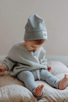 Baby Clothes Country, Baby Mode, Baby Girl Clothes Winter, Winter Outfits For Girls, Baby Boy Summer, Baby Swimwear, Toddler Sweater