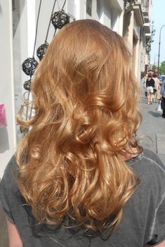 Beautiful Hair Color Ideas, Hair For Special Occasions, Old Money Hairstyles, Hairstyle For Work, Hairstyles Female, Sunshine State Of Mind, Strawberry Blonde Hair Color, Vacation Hairstyles, Golden Blonde Hair