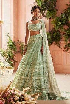 Character Wardrobe, Sangeet Outfit, Indian Bride Outfits, Wedding Frame, Silver Highlights, Green Lehenga, Afghan Fashion