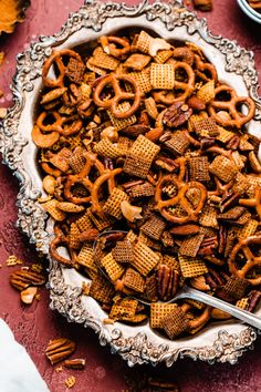 Homemade Chex mix is an incredibly easy & delicious snack to make for the holidays! This party mix is flavored with real maple syrup and has the perfect balance of salty & sweet flavors. This easy recipe is made with simple ingredients and minimal effort! Watch it fly off the plate anywhere you take it. Chex Mix Recipes Christmas, Fall Chex Mix Recipes, Chex Mix Recipes Sweet, Chex Recipes, Sweet Chex Mix, Chex Mix Christmas, Snack To Make