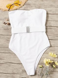 Shop [good_name] at ROMWE, discover more fashion styles online. Strapless Swimwear, Striped Swimwear, Swimsuit Shein, White Swimwear, Bandeau One Piece Swimsuit, Perfect Tan, Loose Outfit, Beachwear For Women