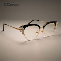 Glasses Frames For Women, Square Glasses Frames, Luxury Glasses, Eye Fashion, Mens Glasses Frames, Optical Eyewear, Frame Eyeglasses