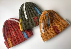 These beautiful bobble hats made with soft 100% acrylic chunky yarn to keep you warm and cosy during colder months. I added pictures of both sides to show you what contrasting colours I used for each base colour. Your custom hat will be slightly different than what you see in the pictures, I will add contrasting colours randomly because each size requires different number of rows and stitches.  Please let me know if you want your hat with a pompom or without. I will be adding more colours soon x Cordon Crochet, Chunky Crochet Hat, Ribbed Crochet, Chunky Beanie, Crochet Cord, Bonnet Crochet, Bobble Hat, Bobble Hats