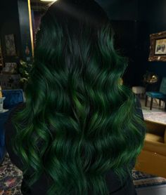 Deep Alpine Green 🖤 To get us in the Christmas mood 🎄 @crazycolorpro @pravana @brazilianbondbuilder to create this look 🤌🏻✨… | Instagram Deep Green Hair, Hunter Green Hair, Forest Green Hair, Green Hair Color, Emerald Green Hair, Diy Brand, Emerald Hair, Alpine Green