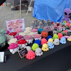 Market Setup, Random Crochet, Crochet Craft Fair, Crochet Store, Market Booth, Crochet Market, Craft Market, Pop Up Market, Craft Fair Displays