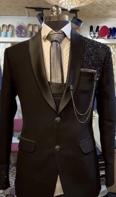 Designer Suits For Men Wedding Indian, Prince Wedding Suit, Tuxedo For Men Wedding Classy, Black Wedding Dress Wedding, White Wedding Outfit, Black 3 Piece Suit, Wedding Suit Men, Mens Evening Wear, Best Wedding Suits For Men