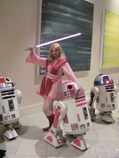 (302×403) Pink Explosion, Jedi Outfit, Jedi Cosplay, Oversized Y2k, Star Wars Droids, Epic Cosplay, Amazing Cosplay, Geek Girls, Cute Cosplay