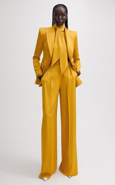 Stylish Work Attire Business Casual, Elegant Office Wear, Pant Suits For Women, Yellow Suit, Crepe Blazer, Alex Perry, Woman Suit Fashion, Classy Work Outfits, Shirts Design