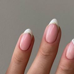 We’ve gathered the most Pinterest viral nail trends and designs for you to be inspired by. From Barbiecore to Mermaidcore and neon to disco, these stunning nail art designs will have you booking Cute White Gel Nail Designs, Nail Ideas White With Design, Nail Ideas With French Tip, Rose Gold Nails French Tip, Prom Nails Gold And White, French Tip Nails With Gold Accent, French Tip With Gold Nails, White Nails Gold Design, Simple Jewel Nails