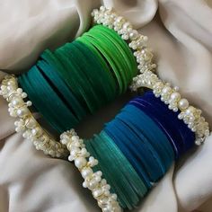 #Tahmin Bangle Ideas For Saree, Bengals Chudi, Moti Bangles Design, Velvet Bangles Set, Churi Design, Moti Bangles, Bangel Design, Velvet Bangles, Bangle Making