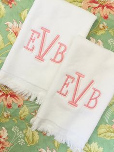 A monogrammed fingertip towels is a welcome addition to any powder room or bathroom. Add a modern touch with the 2 color Shadow monogram. Match the monogram to the room decor for an instant upgrade! Towels available as a single or set of 2 Measures 11x17 unfolded, with 1 inch fringe Baby Shower Hostess Gifts, Shadow Monogram, Personalized Gifts Christmas, Shower Hostess Gifts, Gold Room Decor, Embroidered Bath Towels