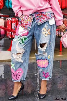 Olivia Mark - Rhinestone-Adorned High-Waisted Denim Jeans with Patchwork Details Printed Denim Jeans, Denim Jeans Ripped, Diy Jacket, Denim Chic, Patchwork Print, Embellished Jeans, Rhinestone Embellishments, Jeans Diy, High Waisted Shorts Denim